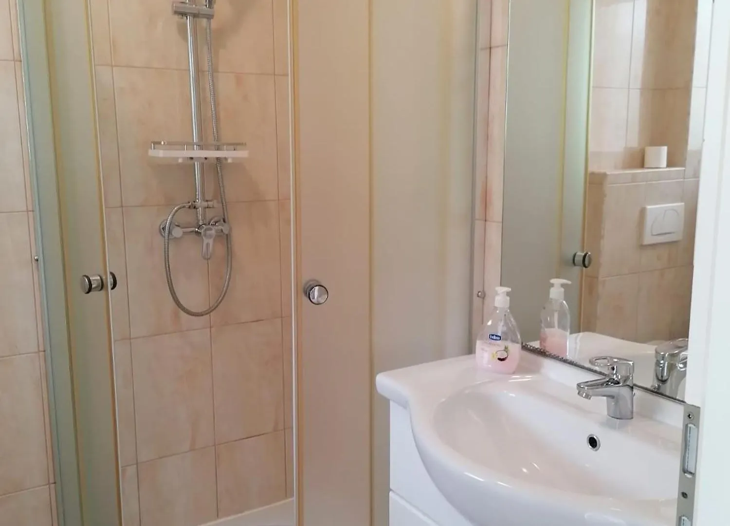 Apartment Cindy Lovran 0*,  Croatia