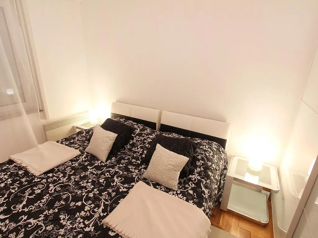 Apartment Cindy Lovran 0*,  Kroatien