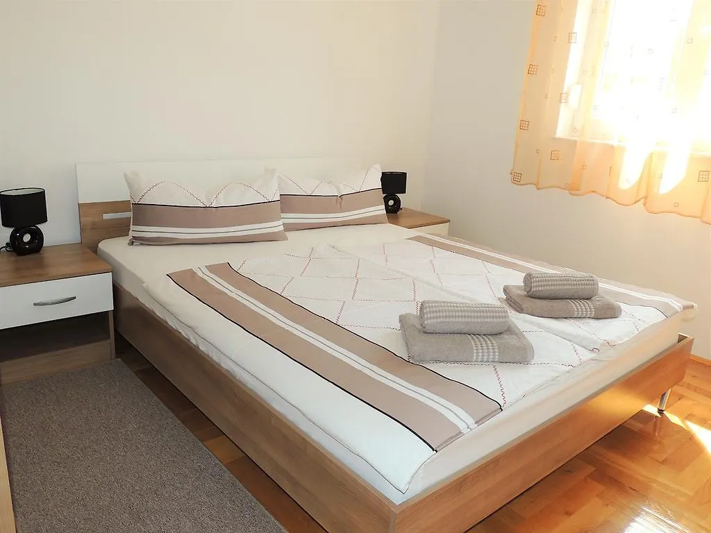 Apartment Cindy Lovran Croatia