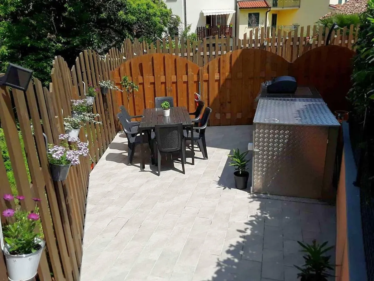 Apartment Cindy Lovran 0*,  Croatia
